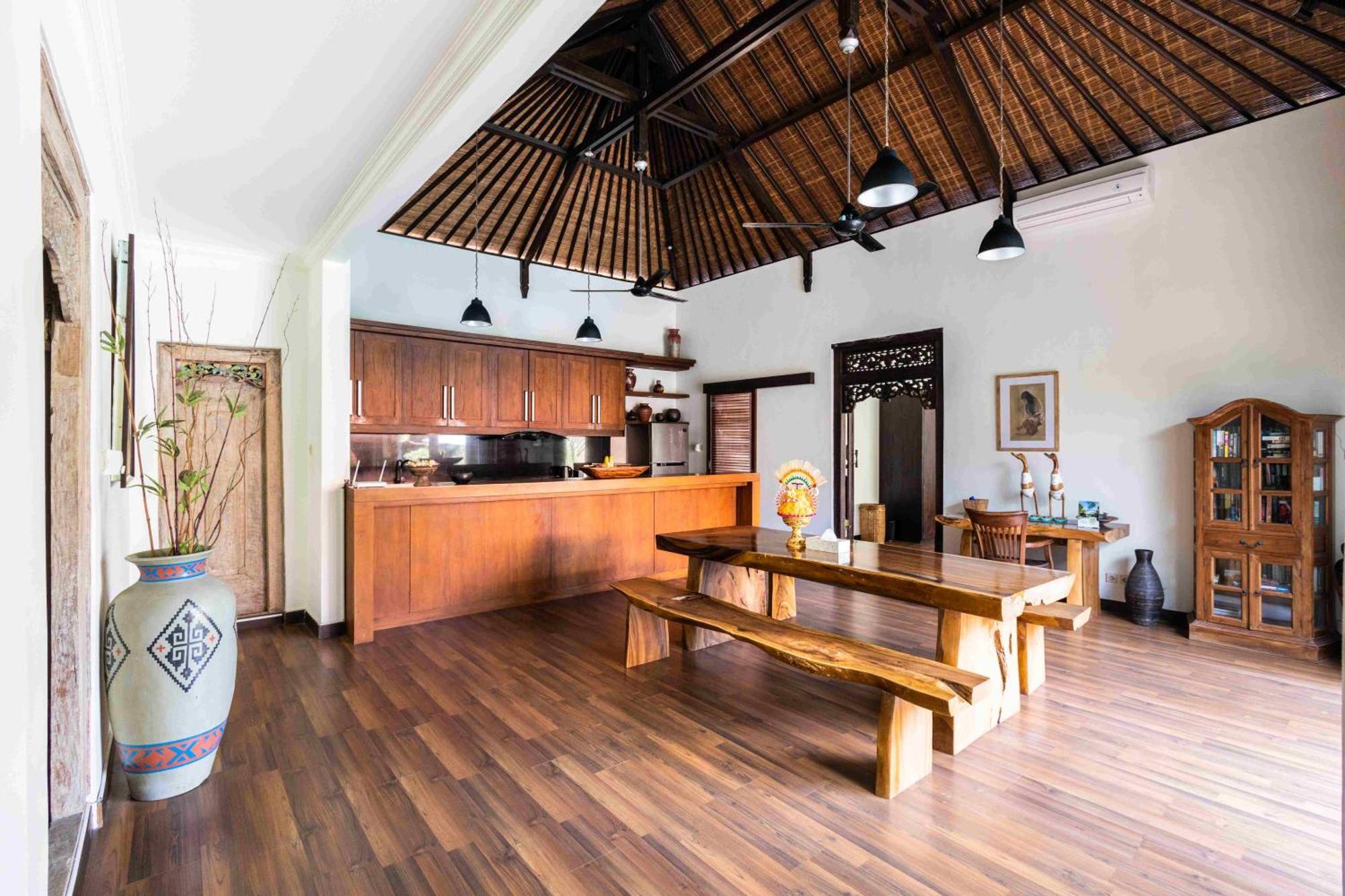 Villa Nesanur - Comfortable & Spacious Beachside Sanur Luaran gambar