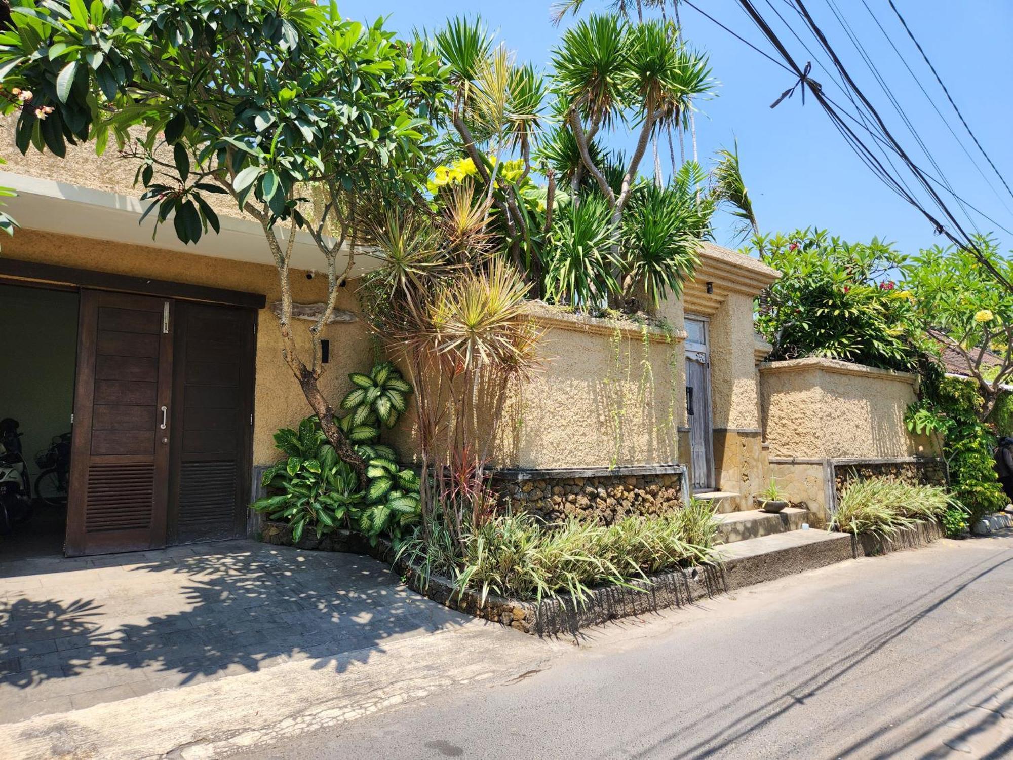 Villa Nesanur - Comfortable & Spacious Beachside Sanur Luaran gambar