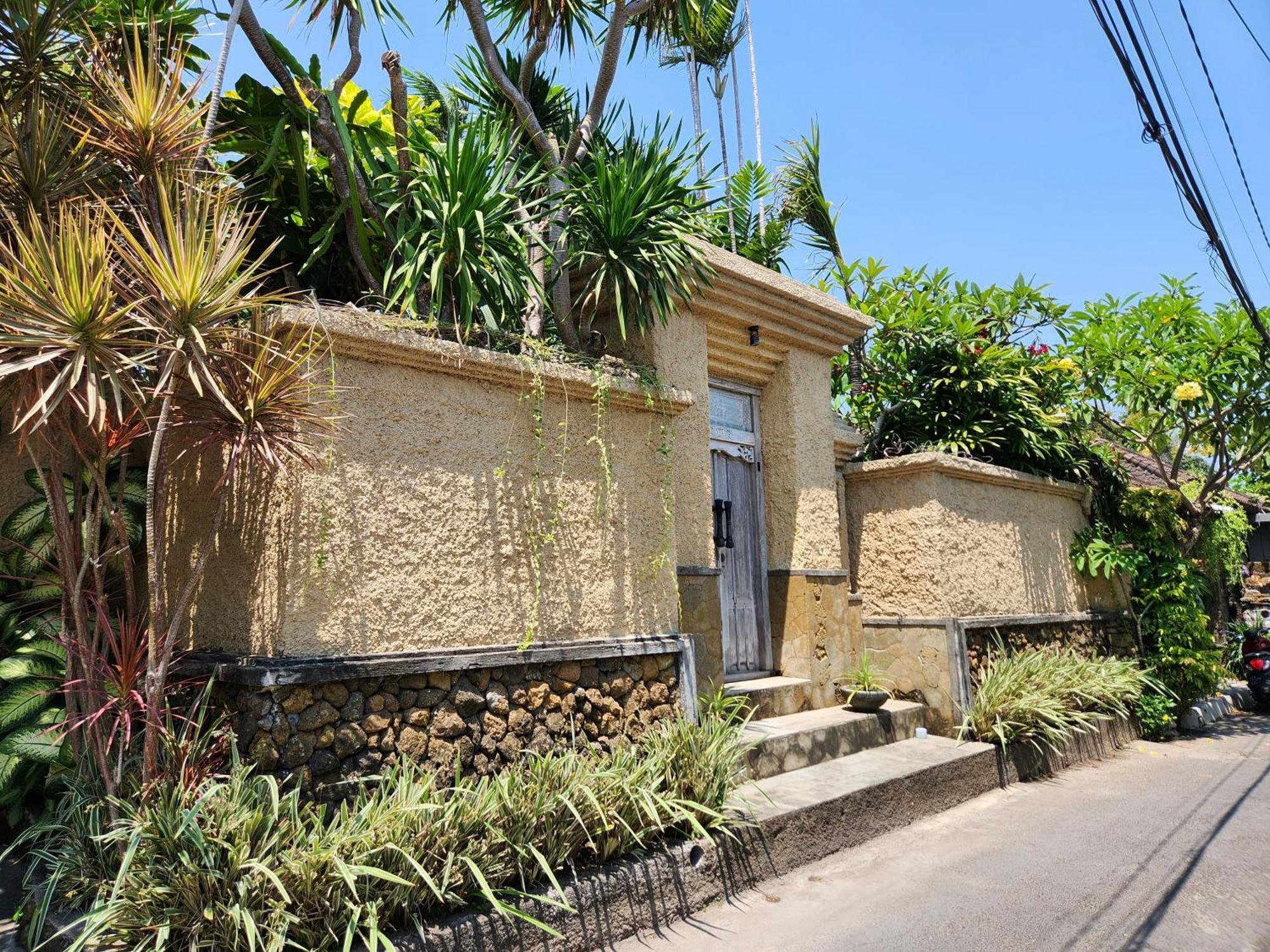 Villa Nesanur - Comfortable & Spacious Beachside Sanur Luaran gambar